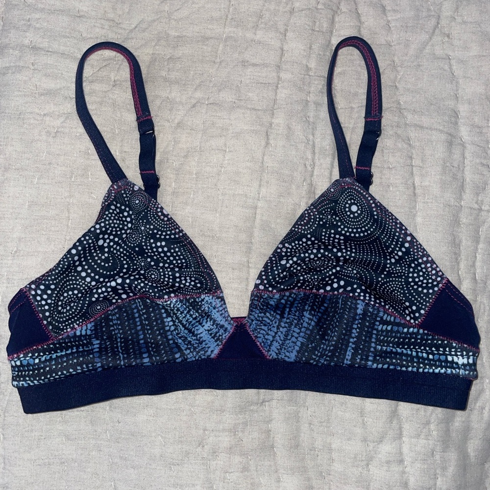 XiRENA - Gisele Bra - Small
